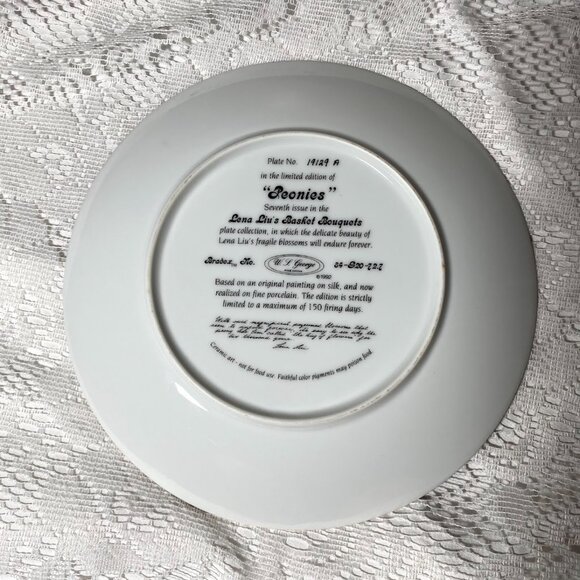 Lena Liu’s “Basket Bouquets” Plate by WS GEORGE - Flower Basket Scenes - Picture 10 of 12